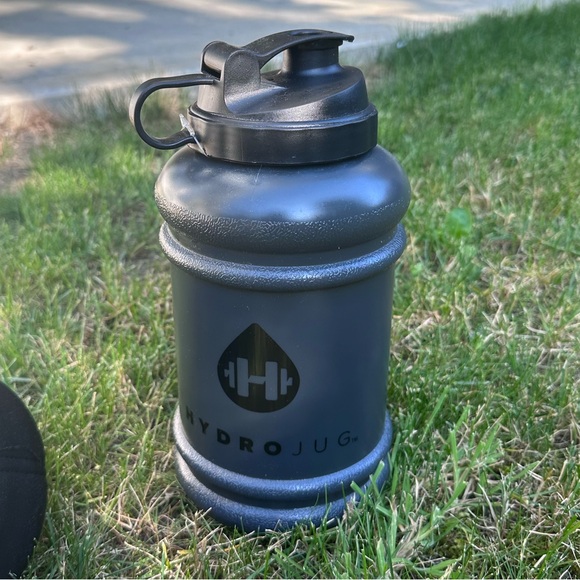 Brand new hydrojug! 🖤💖 💦 - Picture 4 of 4